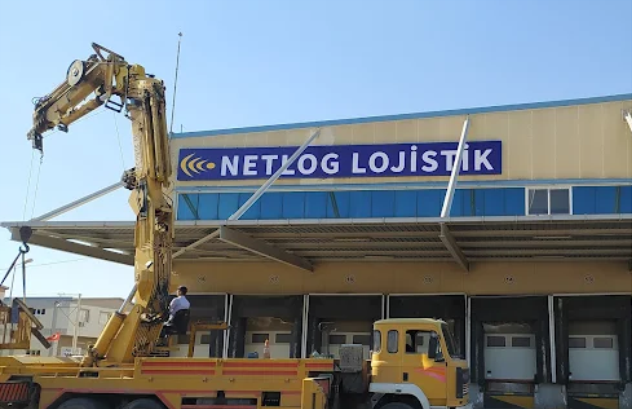 İzmir Fabrika ve Lojistik Depo Tabela İmalatı 