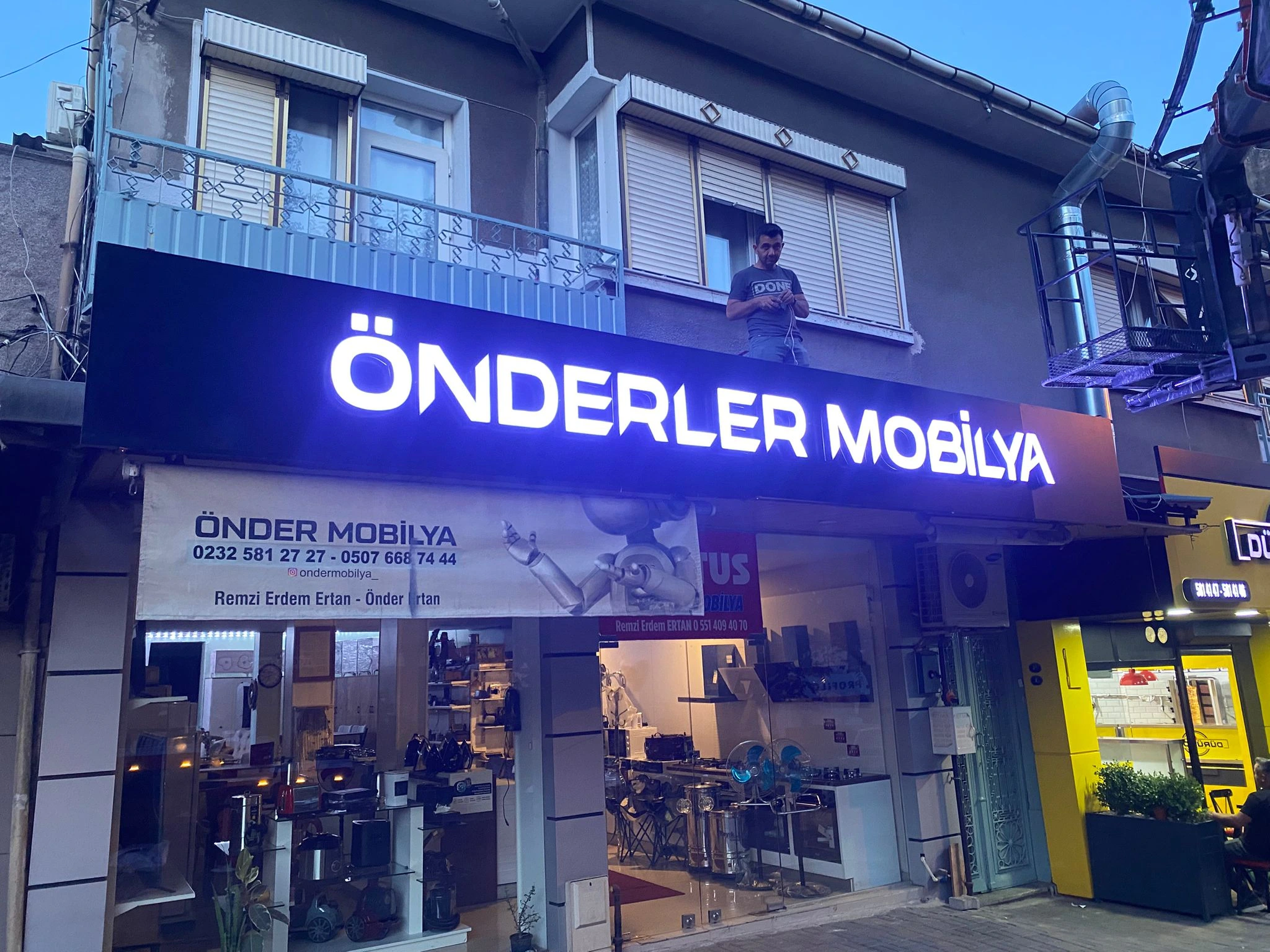 Üçyol Tabelacı Reklamcı - Karabağlar Işıklı Kutu Harf 