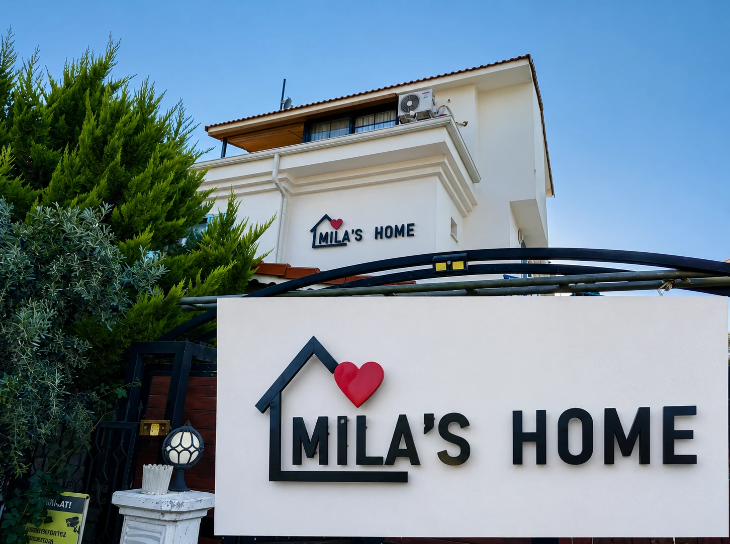 Mila’s Home Butik Konaklama İçin Lazer Kesim Metal Tabela